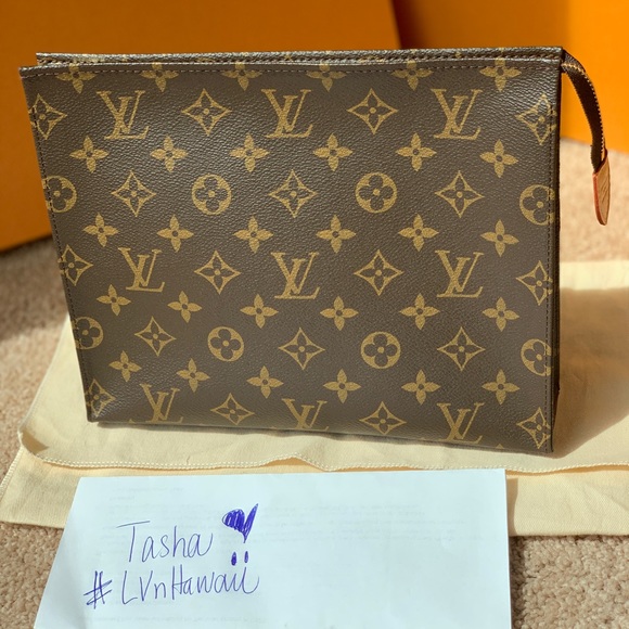 Louis Vuitton Handbags - Toiletry 26